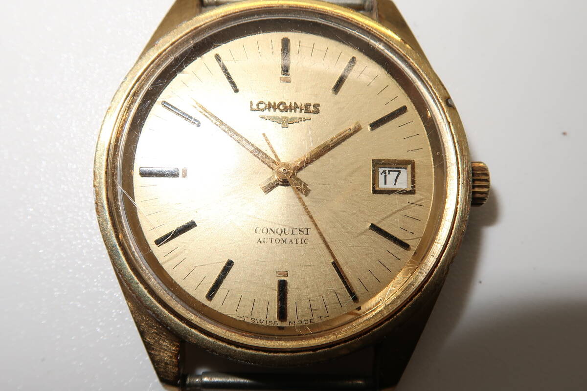 １円～ジャンク　LONGINES ロンジン　コンクエスト　ゴールド色文字盤　自動巻き　メンズ腕時計　_画像2