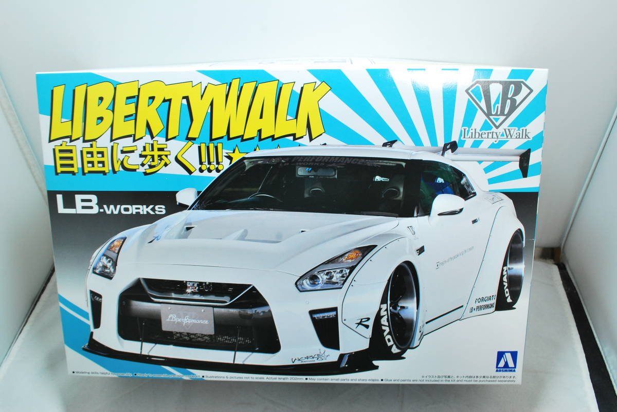 ■　希少！未開封　アオシマ　1/24　LBワークス　GT-R　R35　type1.5　（リバティーウォーク）　■_画像1