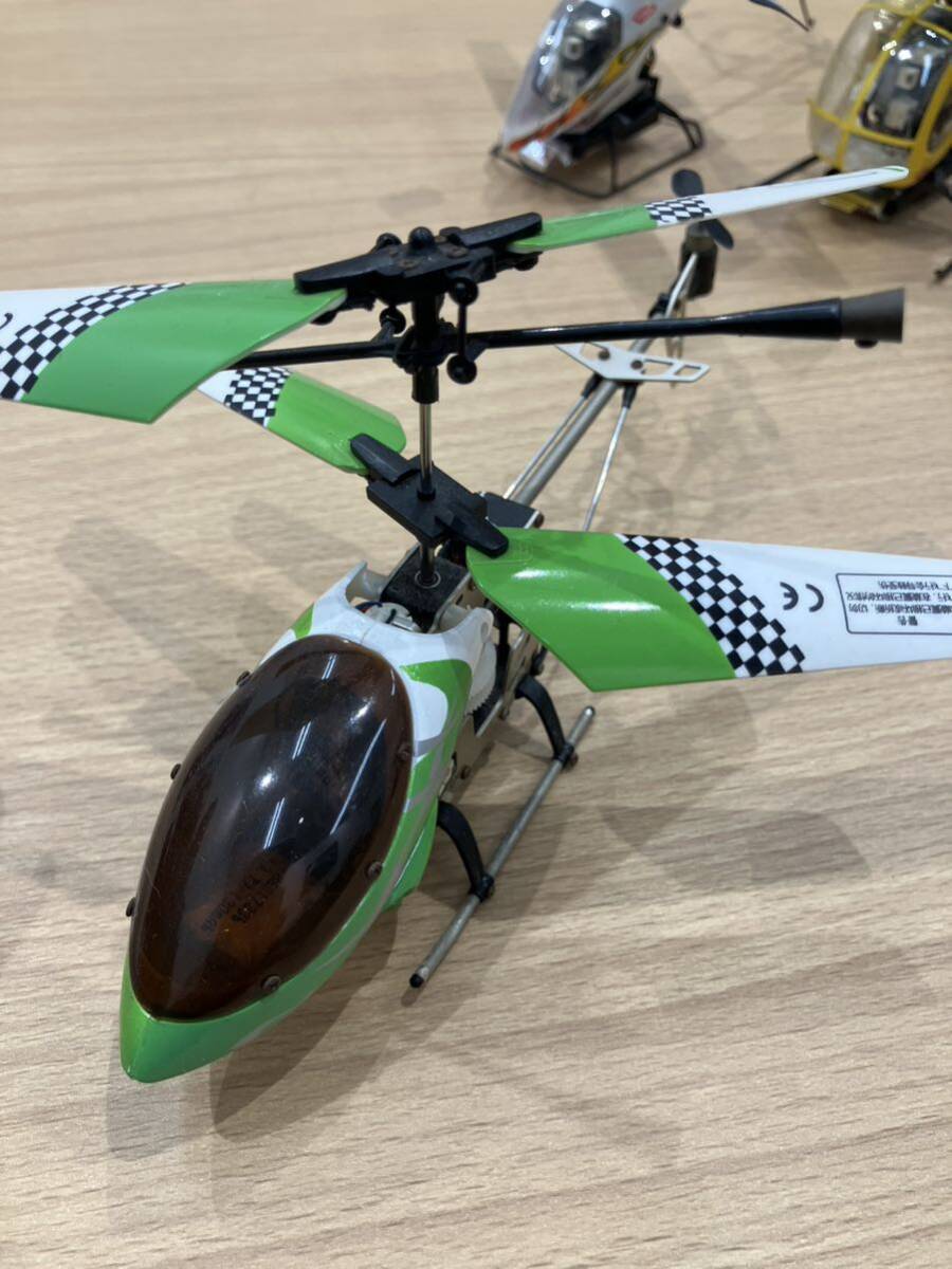 天A【1//195他】ヘリコプター 模型 おもちゃ 置物 ラジコン kyosho x-power ARMY 6個セット ジャンク ヘリ 黄 緑 赤白オレンジの画像6
