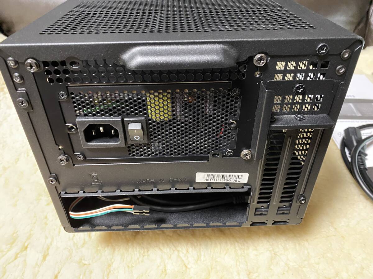 Silver Stone PCケース Sugo Mini-ITX SST-SG13B-Q+電源SST-ST30SF_画像6