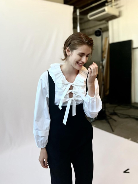 Drawer ドゥロワー 今季24SS フリルリボンブラウス38 美品 Drawer ドゥロワー 今季24SS フリルリボンブラウス38 美品