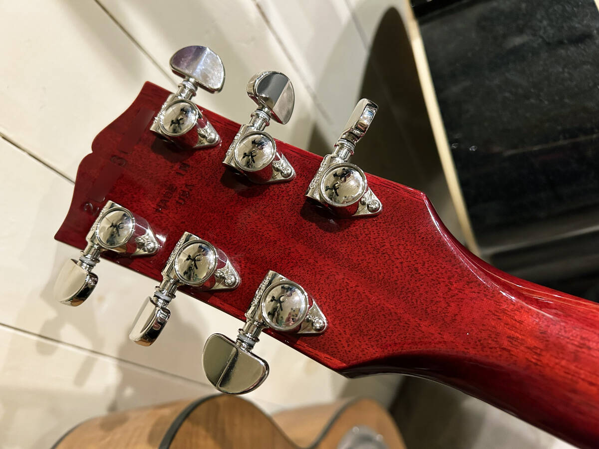 Gibson ES-339 Cherry Gloss 2023年製 極美品 ES-335をダウンサイジングした小ぶりなセミアコ 弾きやすさ抜群 グッドサウンド！の画像3