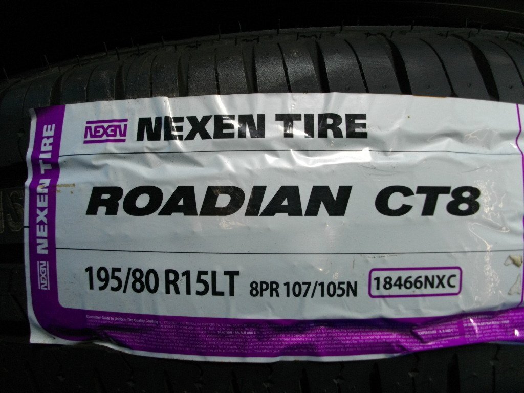 【H】東京車輪 STING ROKKER 15インチ 6.0J +33 6H PCD139.7 NEXEN ROADIAN CT8 195/80R15 107/105N 8PR 2020年製(新品) 4本 ハイエース_画像3