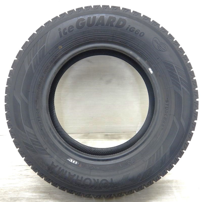 中古タイヤ 185/70r14 スタッドレスタイヤ YOKOHAMA iceGUARD 6 IG60 1本 単品 アレックス カローラアクシオ プレミオ 中古 14インチ_画像2