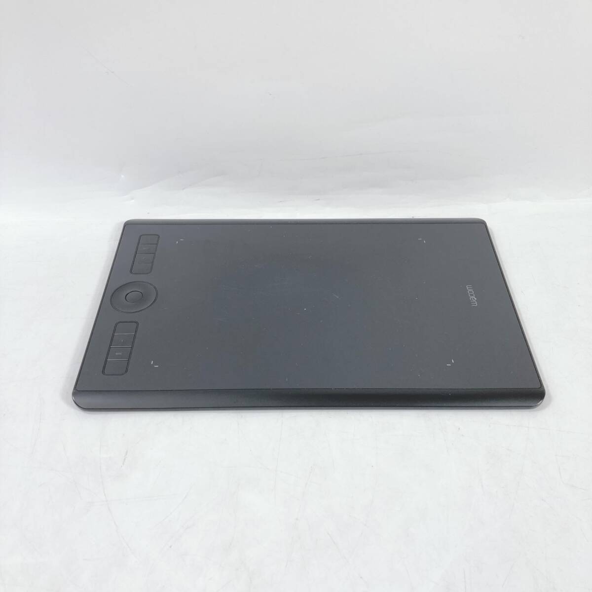 【ジャンク】Wacomワコム ペンタブレット ペンタブ Wacom Intuos Pro Mサイズ プロ Wacom Pro Pen 2 付属 Windows Mac 対応 PTH-660/K0_画像3