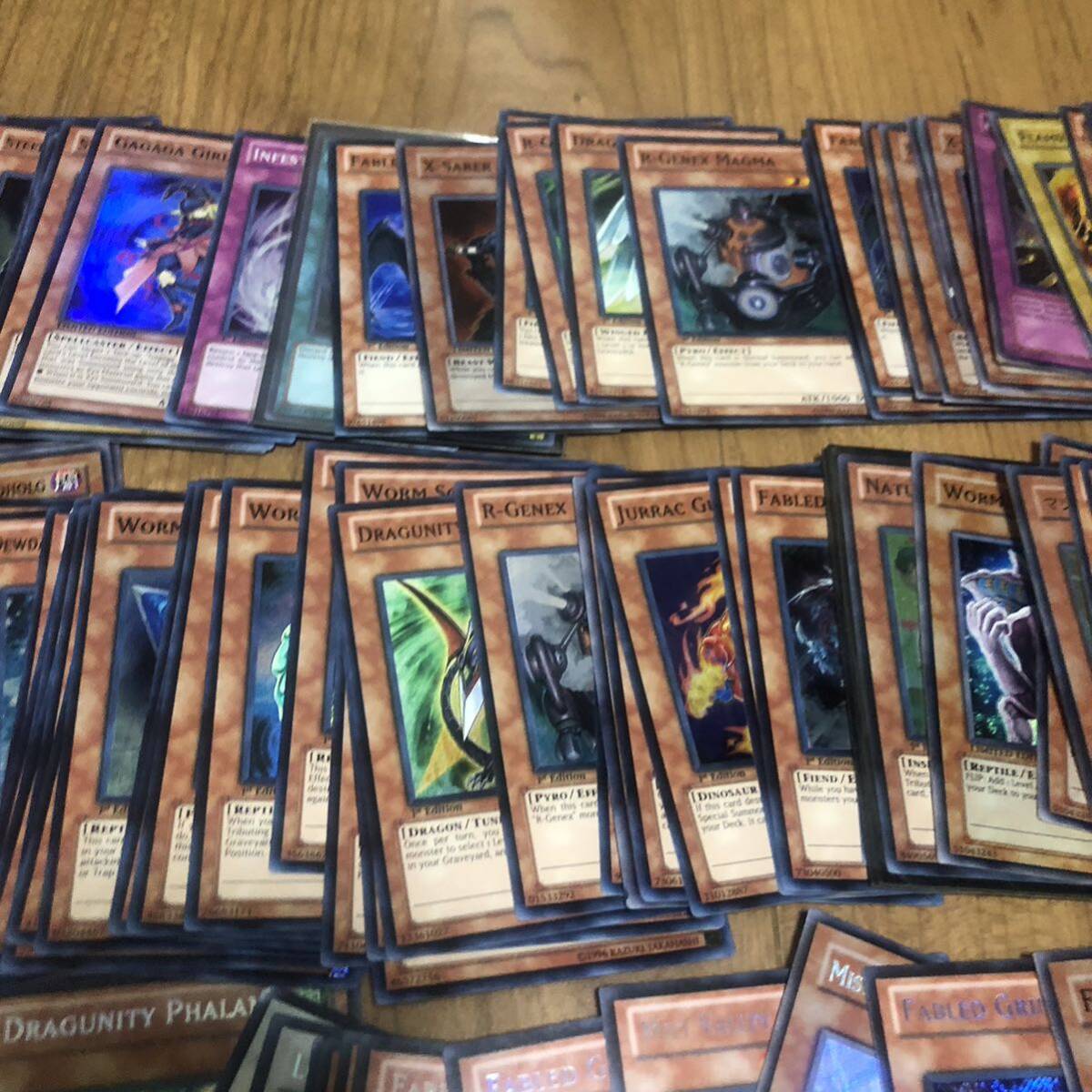 遊戯王 英語版 韓国版 250枚以上 大量まとめ売り スーパーレア 遊戯王 英語版 韓国版 250枚以上 大量まとめ売り スーパーレア