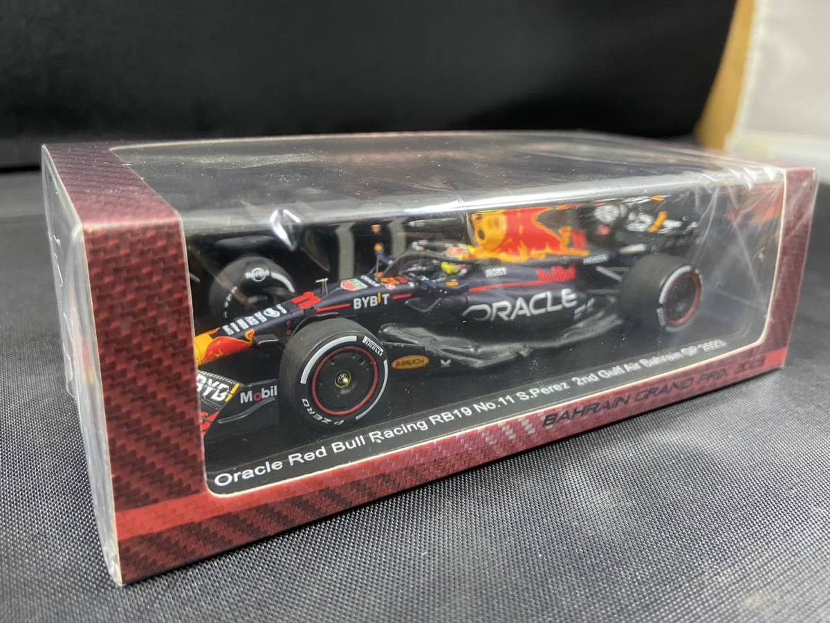 Oracle Red Bull Racing RB19 No.11 S.PEREZ Bahrain GP 2023 F1 日本GP 限定ミニカー 1/43 レッドブルレーシング S.ペレスの画像4