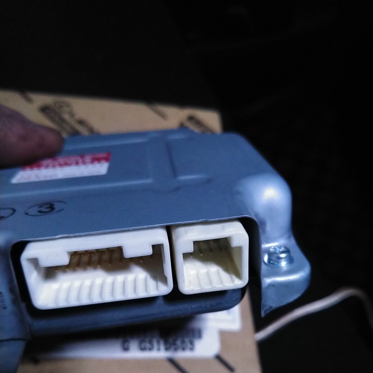 TOYOTA 純正品番 89892-30040 AWS210クラウンハイブリッド TOYOTA 純正品番 89892-30040 AWS210クラウンハイブリッド