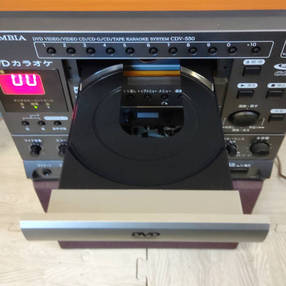 美品 DENON カラオケ機器 CDV-550 キー変更可 DVD/CD/カセット カラオケシステム 中古 デノン コロムビア 動作確認済み/動画有 (送料無料_画像5