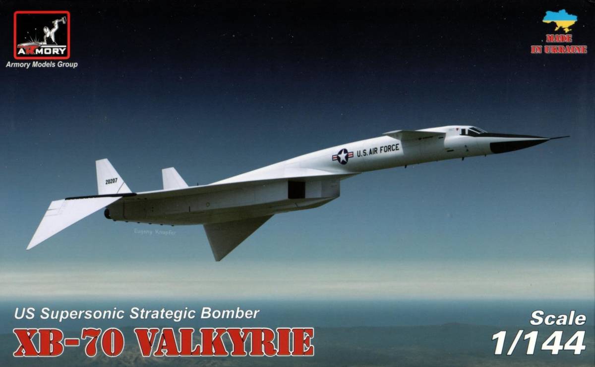 アーモリー 1/144 アメリカ空軍試作爆撃機 ノースアメリカン XB-70 バルキリー ヴァルキリー_画像1