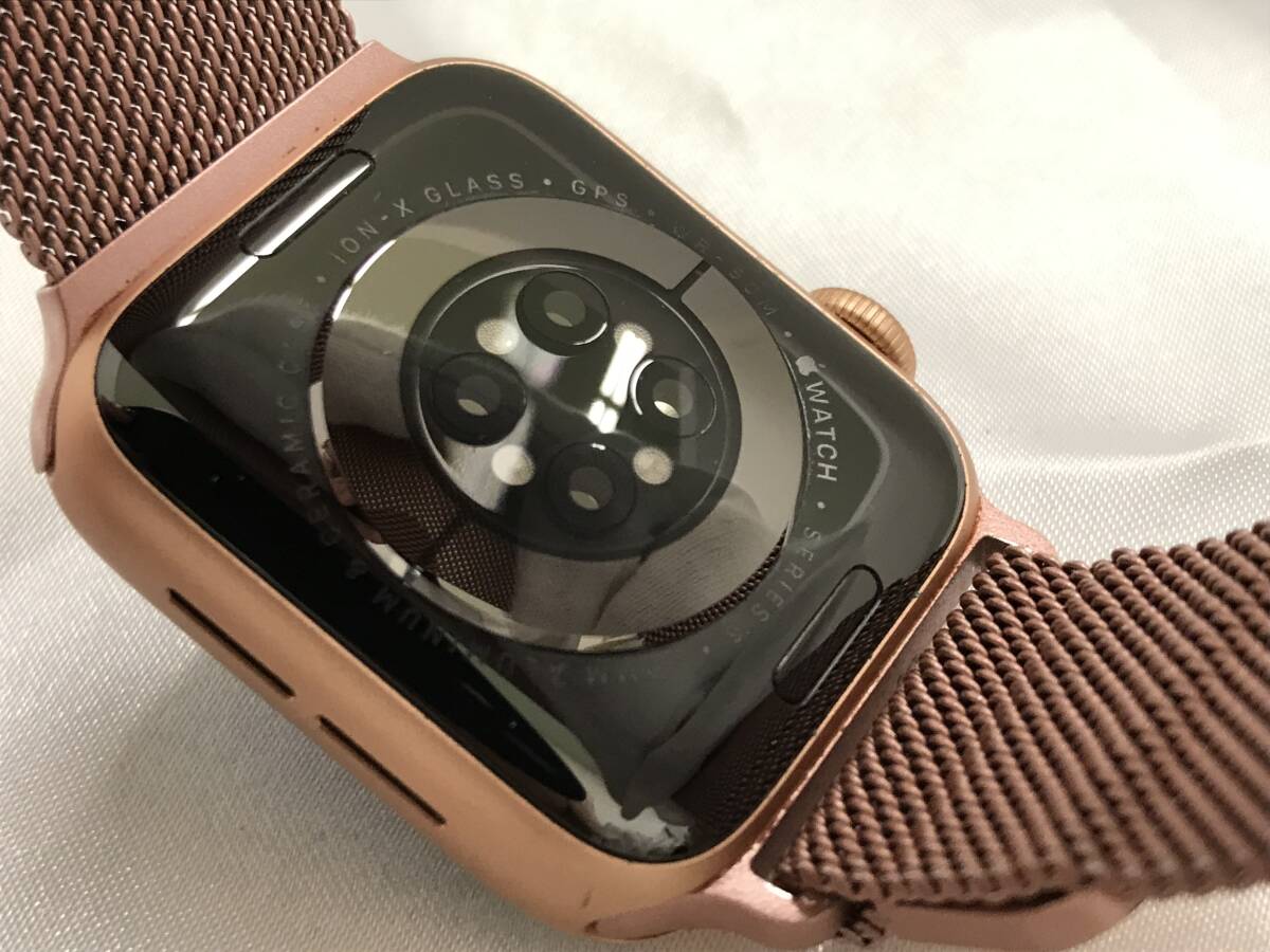 Apple Watch アップルウォッチ シリーズ6 40㎜ スマートウォッチ WR-50M　中古品(※アクティベーションロック品～質流れ品～) #199156-1_画像5