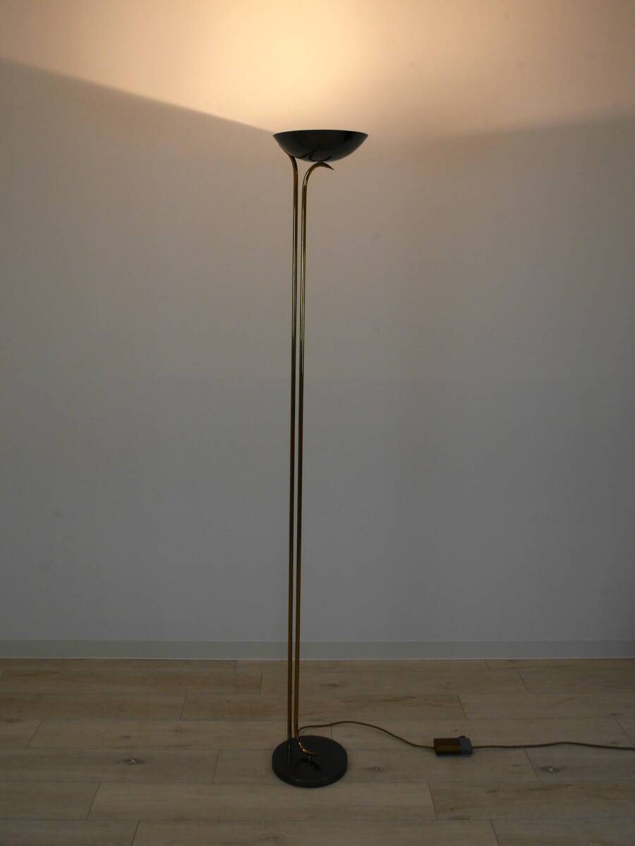 Italy Italy Vintage mobilia floor stand l indirect lighting lamp light FLOS arte mitekasi-na post modern ya Magi wa
