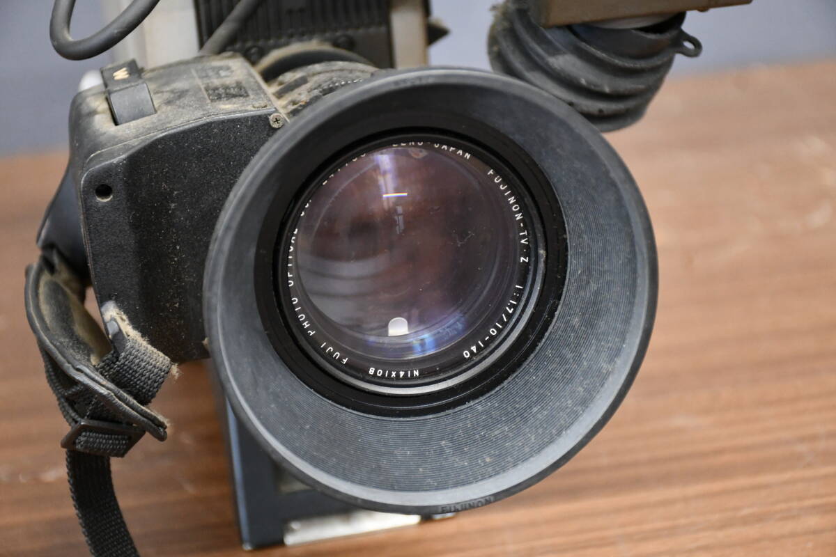 AY3-44 まとめ2点 Victor ビクター 業務用 ビデオカメラ KY-2700 AY3-44 まとめ2点 Victor ビクター 業務用 ビデオカメラ KY-2700