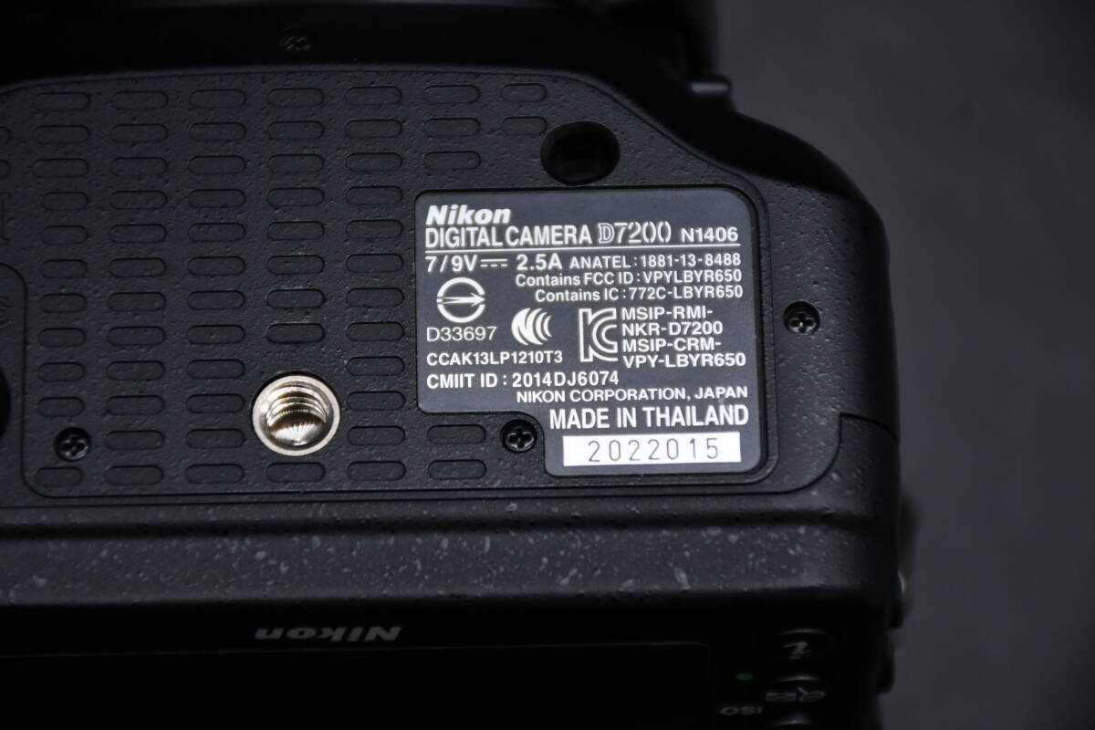 AY3-85　Nikon ニコン D7200 デジタル 一眼レフカメラ ボディ　DX VR AF-S NIKKOR 18-140㎜ レンズ付き 動作確認済み_画像10