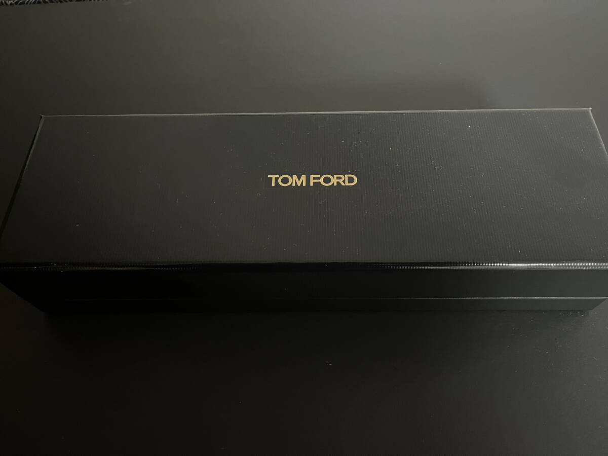 １円〜！TOM FORD トムフォード 時計 N.002 40mm タイムピース　自動巻き_画像5