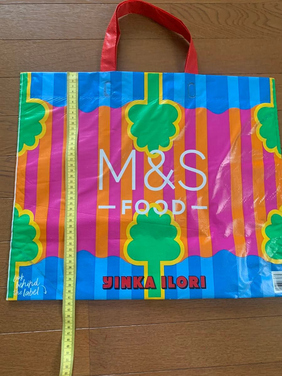 イギリス限定品　M&S xインカイロリのコラボ大型　キュートデザイン エコバッグ ロゴ　ロンドン　デザイナー　大型ショッパー