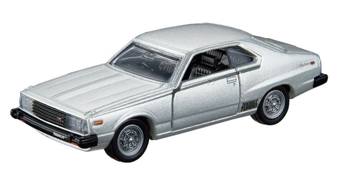 トミカプレミアムNISSANスカイライン 3 MODELS Collection tomica