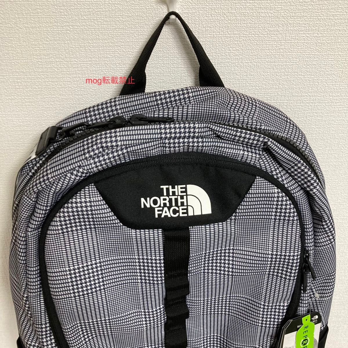 THE NORTH FACE 新品タグ付　ノースフェイス 【キーホルダー付き　チェック柄】リュック 25L