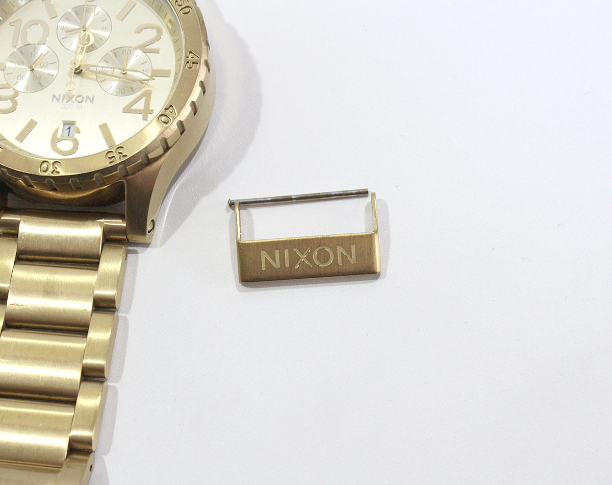 NIXON ニクソン 腕時計 THE 48-20　クロノグラフ ゴールド 電池切れ 中古現状品 ya1083_画像3