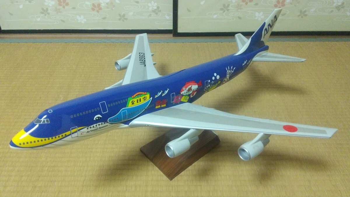 ANA 全日本 ボーイング 747-400D マリンジャンボ 1/100 デスクトップ パックミンの画像1