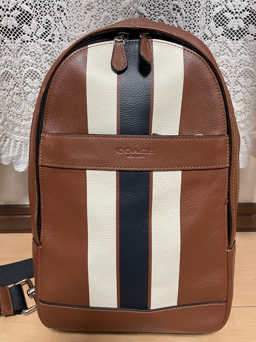 コーチcoach メンズ　ストライプレザー　ワンショルダー　ボディバック 