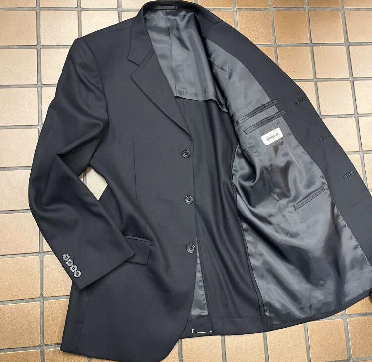 新品☆特価品【Y7 XL相当★ウール 100%】3Bシングルスーツ 礼服 メンズスーツ ブラックフォーマル 背抜き 冠婚葬祭 喪服 黒 形態安定型_画像2