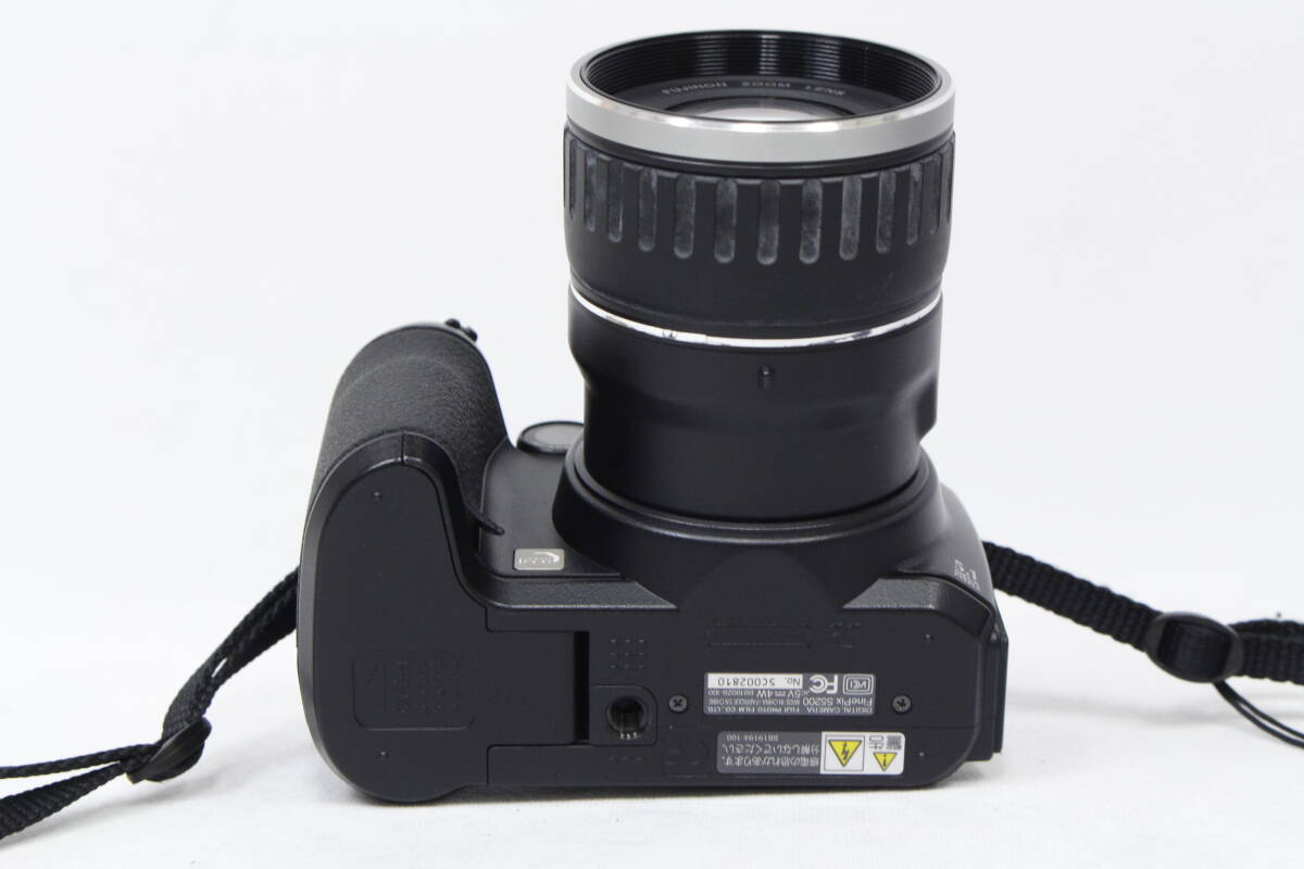 FUJIFILM【FinePix S5200】ネオ一眼デジタルカメラ 10倍ズームレンズ 10X OPTICAL 箱・説明書付属 単三電池4本 240308V(NT)の画像4
