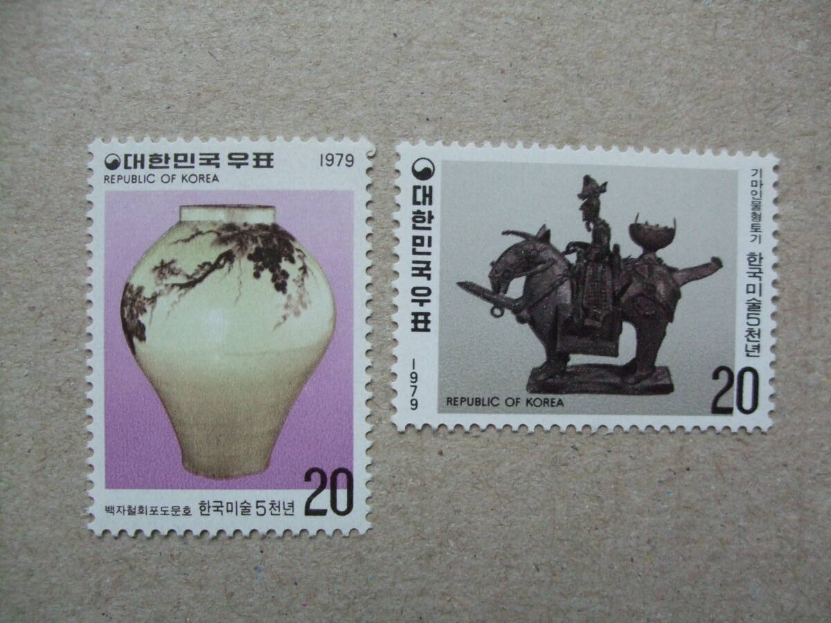 韓国 １９７９年 韓国美術5000年【第３集】 ２種完 未使用の画像1