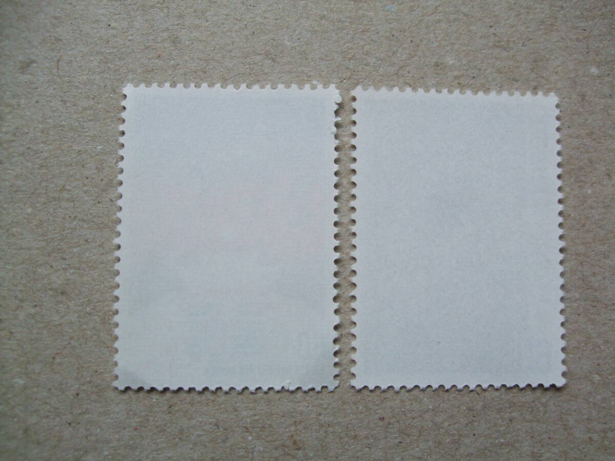 韓国 １９８２年 年賀切手 ２種完 未使用美品の画像2