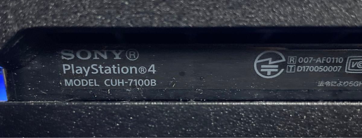 SONY PS4 Pro 1TB CUH-7100B 本体　＋コントローラー、ケーブル　ドラゴンボールゼノバースほか　ソフトセット