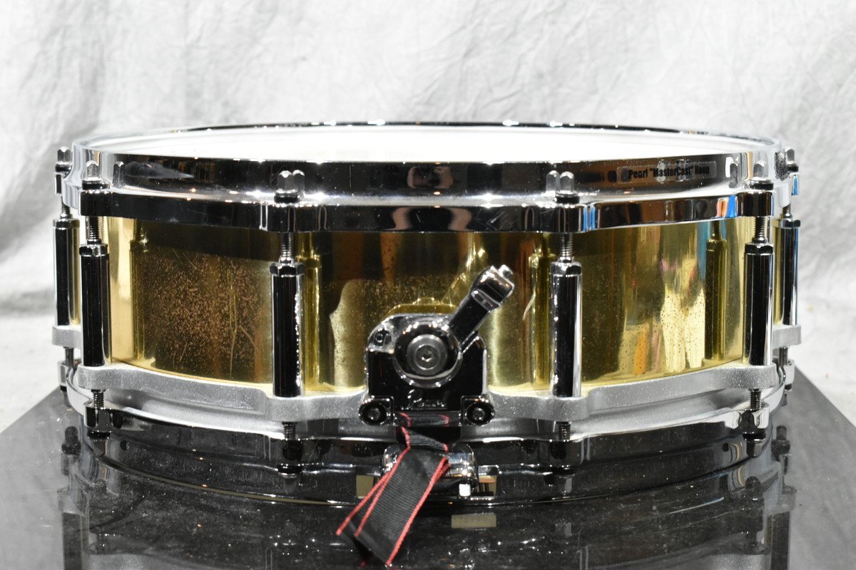 Pearl/パール スネアドラム FREE FLOATING SYSTEM SNARE DRUM BRASS SHELL 14インチ ★ケース付属_画像4