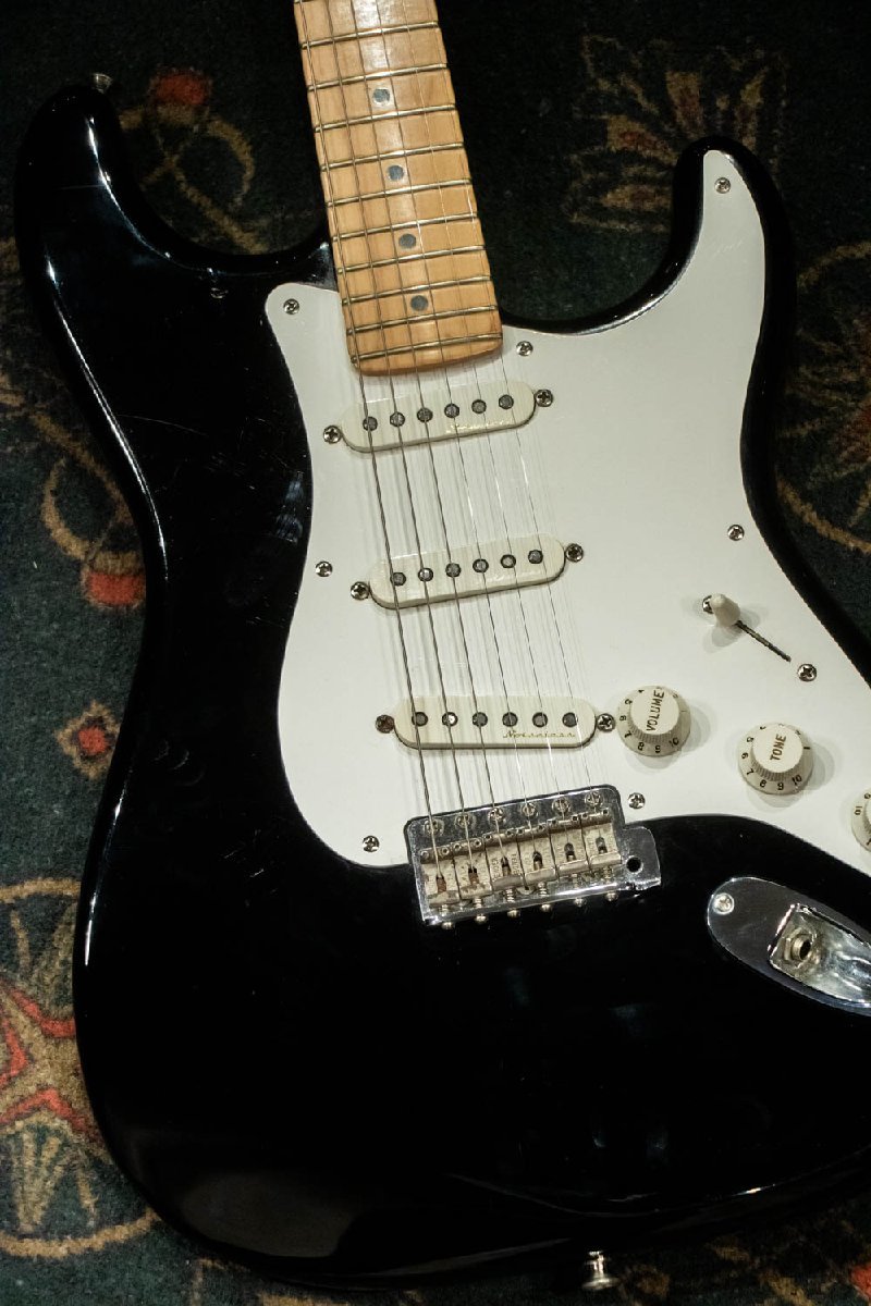 ♪Fender USA Eric Clapton Stratocaster Blackie フェンダー ストラトキャスター エリッククラプトン ブラッキー ☆D 0312_画像1