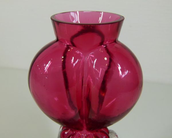 [IM] イギリス製　花瓶　クランベリーガラス　ゴールドルビーガラス　アンティーク　1900年前後　金赤　ヴィンテージ　一輪挿し_画像2