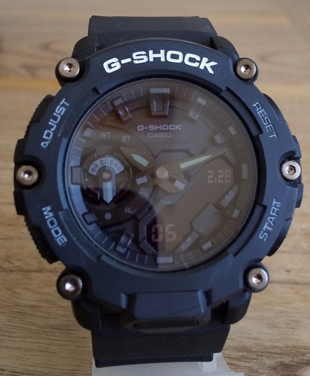 カシオ  G-SHOCK  GA-2200BB  カーボンコアガード構造