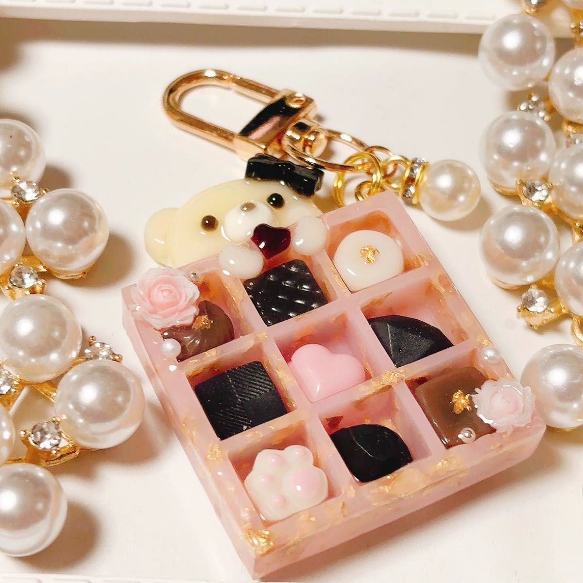 くまさんのチョコレートBOX シャカシャカキーホルダー くまさんのチョコレートBOX シャカシャカキーホルダー
