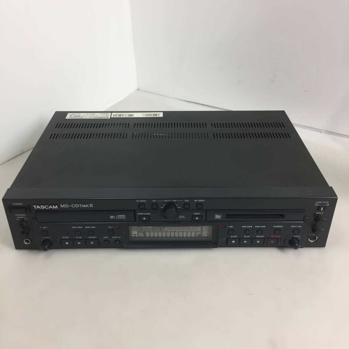 □TASCAM MD-CD1MK2 業務用 CDレコーダー MDレコーダー CDデッキ MDデッキタスカム 【ジャンク】_画像1