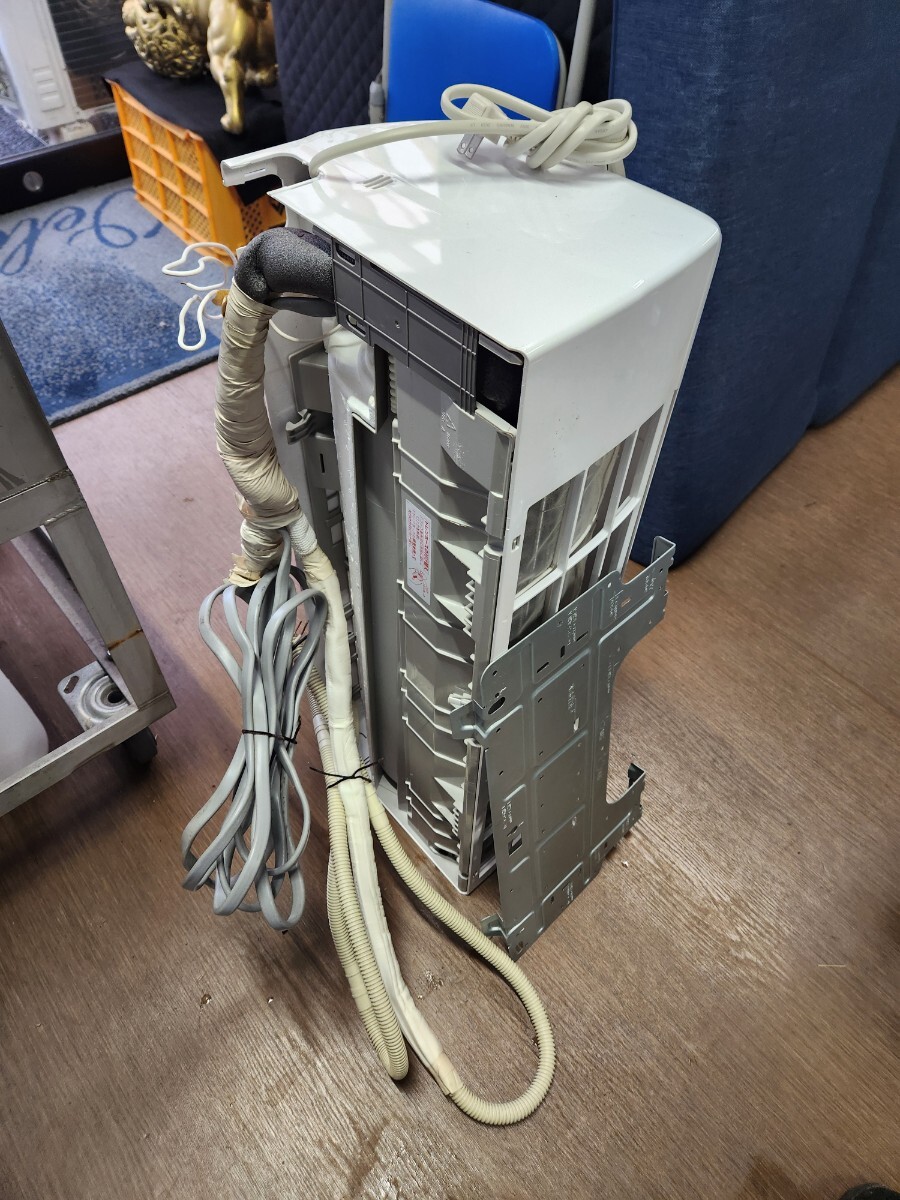 8497円 アイリスオーヤマ IHF-2204G 2020年製品 エアコン ルーム 8497円 アイリスオーヤマ IHF-2204G 2020年製品 エアコン ルーム