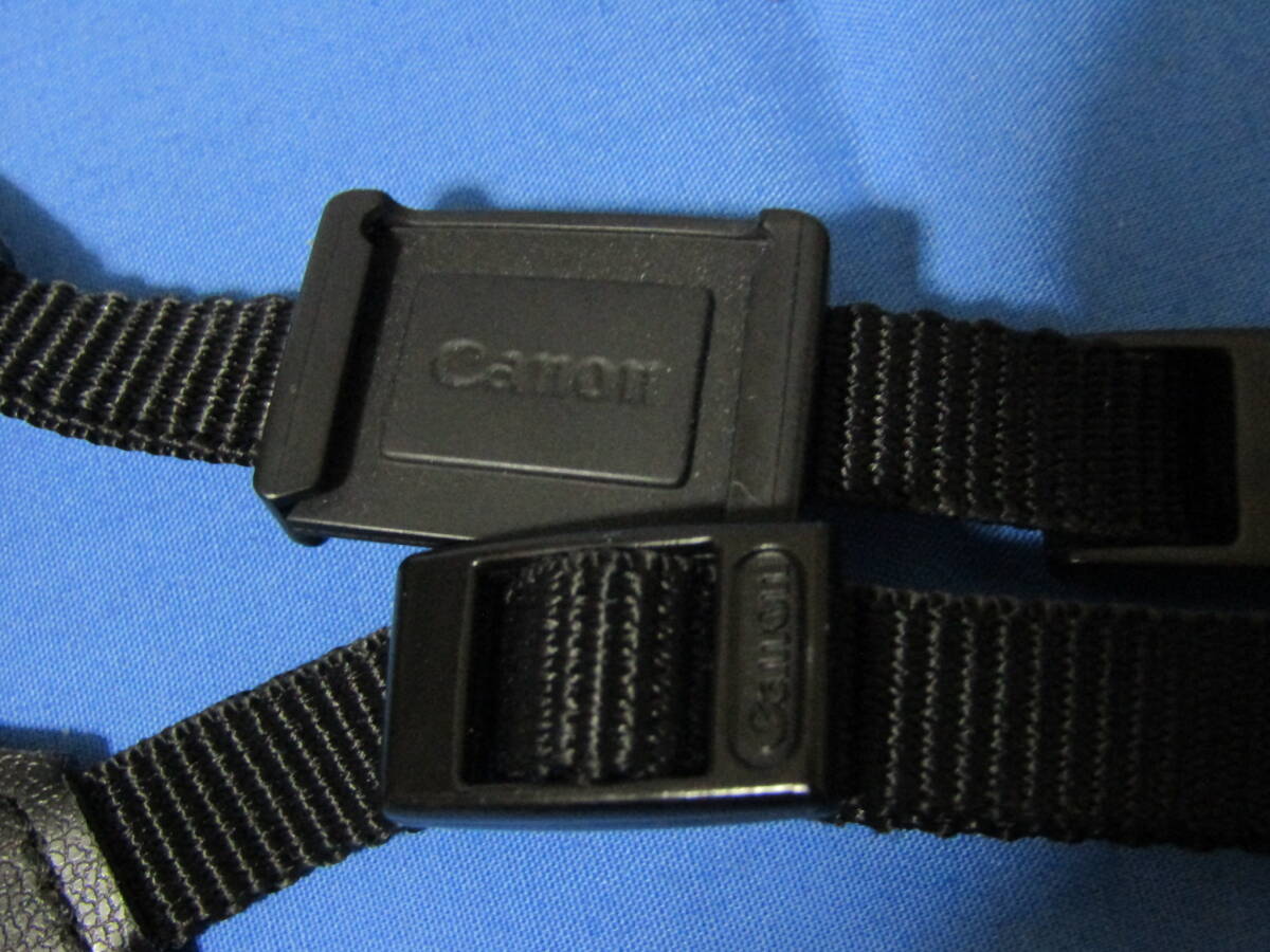カメラ　ネックストラップ　Canon EOS　DIGITAL　MADE　IN　CHINA　黒地赤ライン_画像5