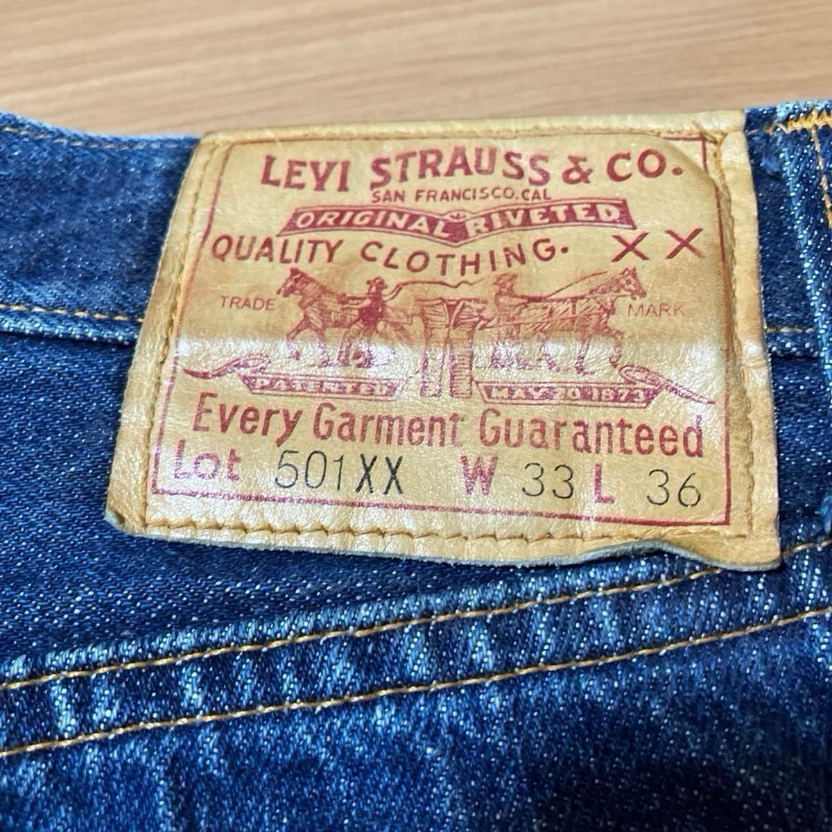 値下げしました！　リーバイス 501XX  Levis 47501 W33 程度良好　バレンシア工場　2000年5月製造　最安値