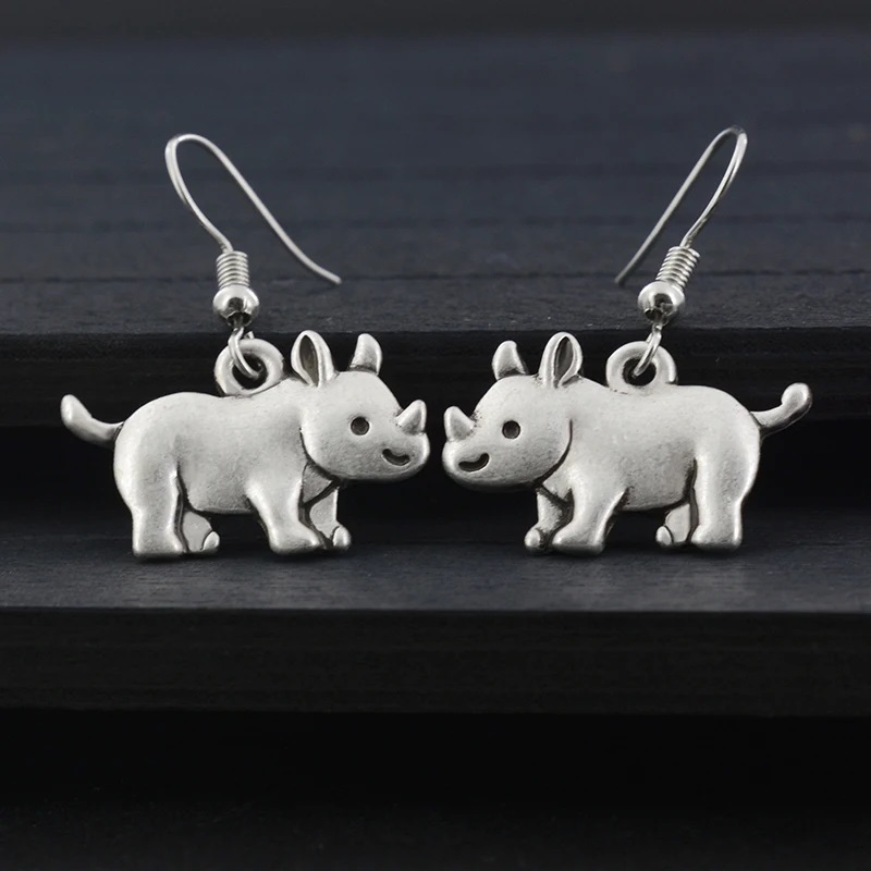 * rhinoceros * earrings! silver *. liking * animal love . house * accessory * present * new goods unused goods * free shipping *