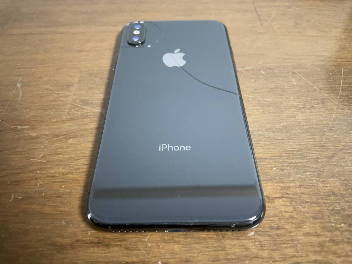 iPhoneX 256GB スペースグレイ ドコモ 残債なし 背面割れ iOS15.3 Docomo アイフォン iPhone 灰 黒 ブラック MQC12J/A DOCOMOの画像7