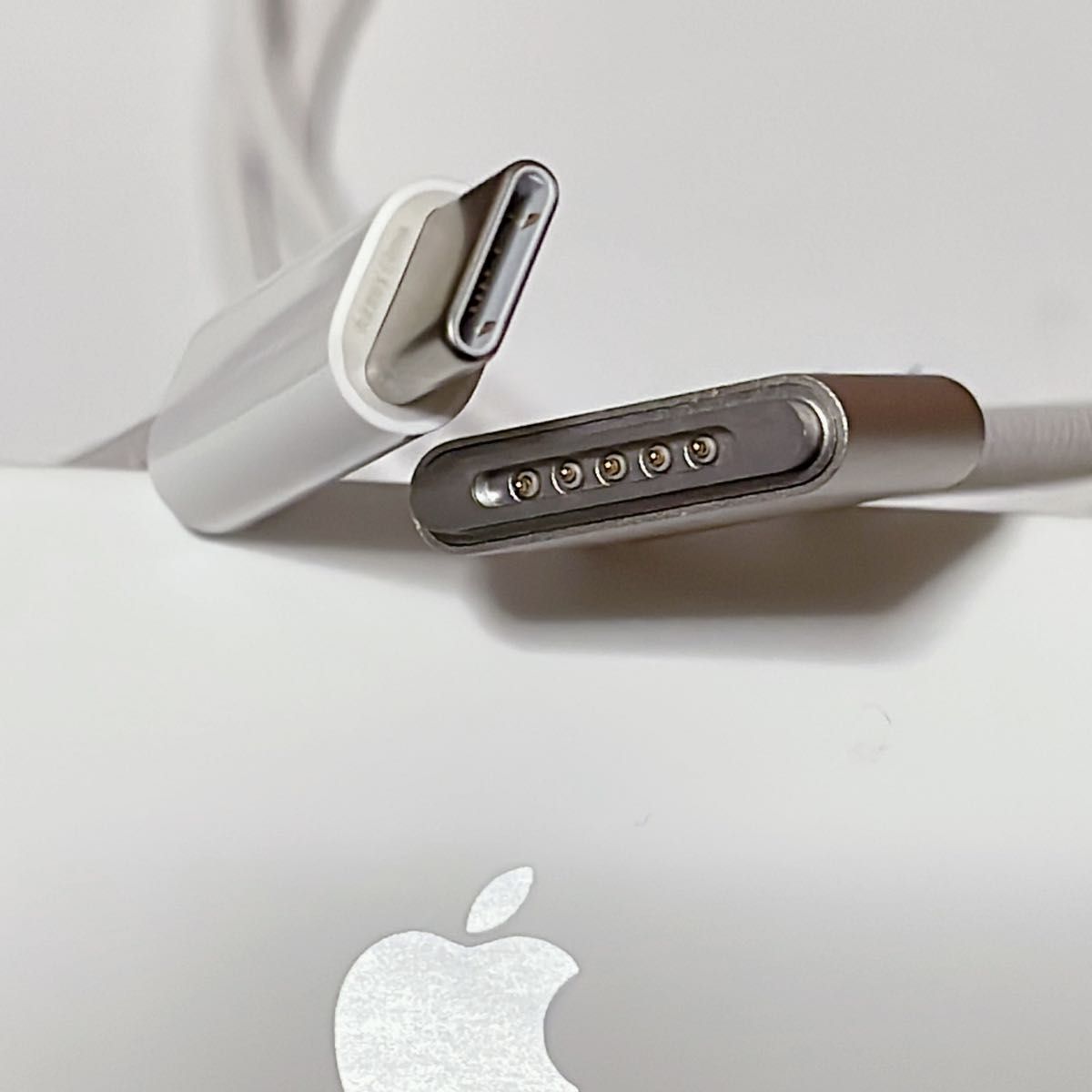 Apple純正 USB-C - MagSafe 3ケーブル(2m)
