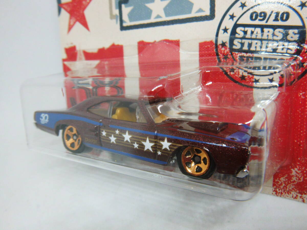 【蔵出：トイザらス限定】HOTWHEELS STAR&STRIPES '69 DODGE CORONET ホットウィール スター＆ストライプ '69 ダッジ コロネット_画像3