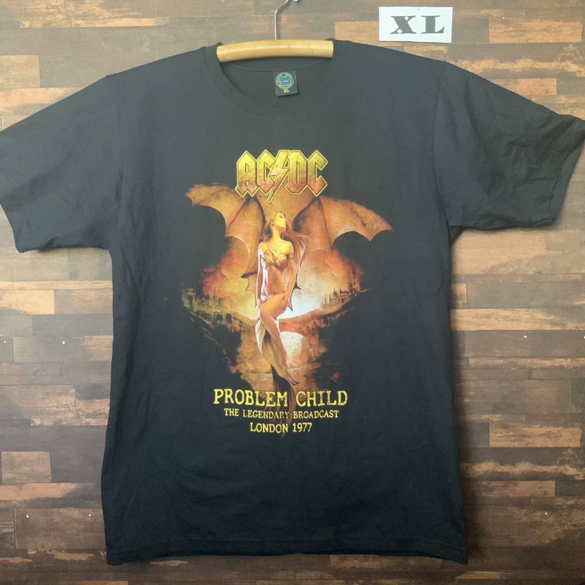 AC/DC Tシャツ　XLサイズ　エーシー・ディーシー　ロックバンド　半袖_画像1