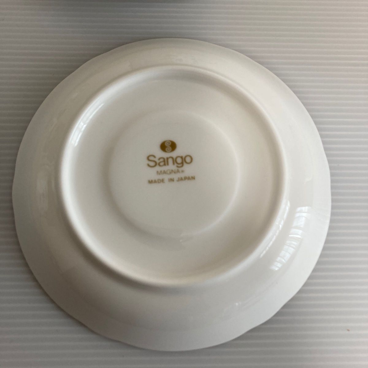 未使用　Sango Magna カップ＆ソーサー　金彩　葡萄柄　レア