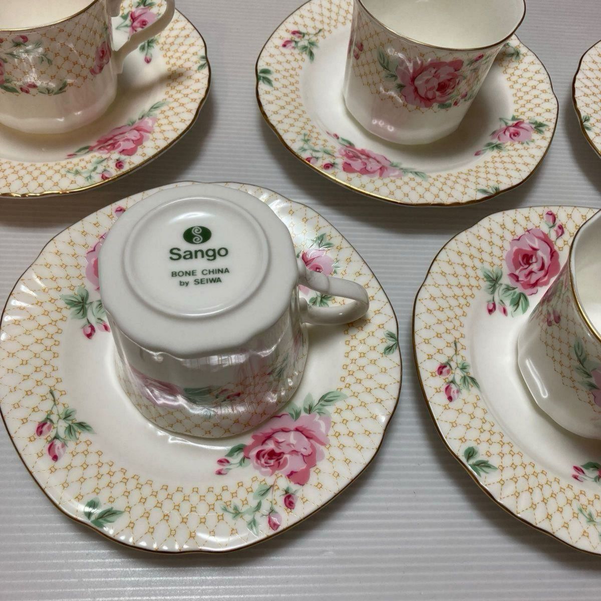 SANGO BONE CHINA コーヒーカップ ソーサー 5客 花柄|Yahoo SANGO BONE CHINA コーヒーカップ ソーサー 5客 花柄|Yahoo
