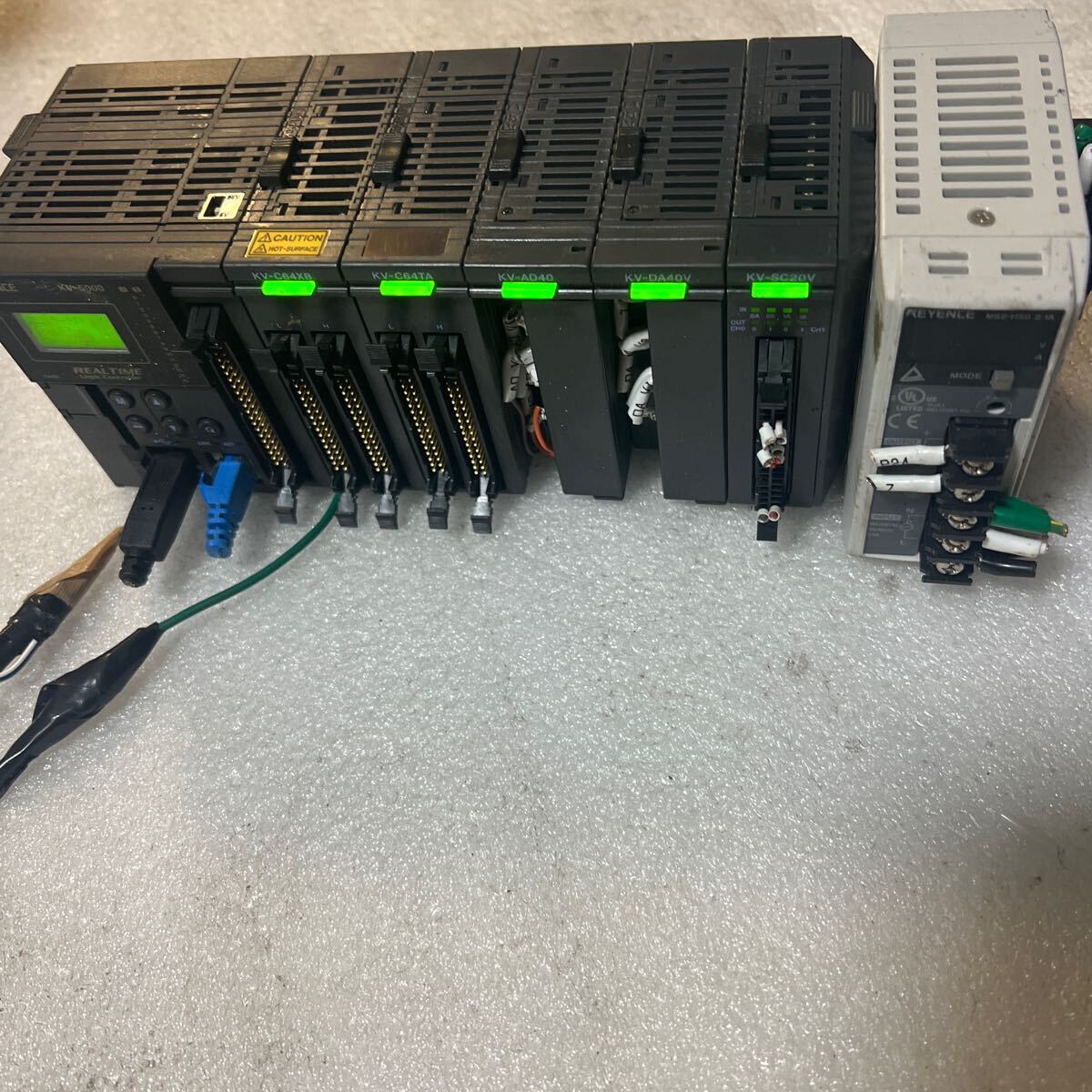 10200円 KEYENCE キーエンス PLC シーケンサー KV-5000 10200円 KEYENCE キーエンス PLC シーケンサー KV-5000