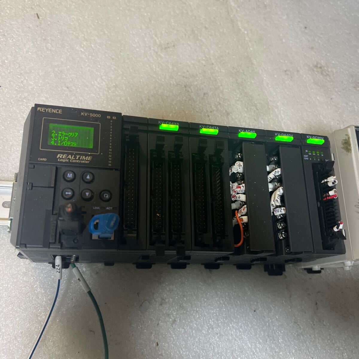 10200円 KEYENCE キーエンス PLC シーケンサー KV-5000 10200円 KEYENCE キーエンス PLC シーケンサー KV-5000