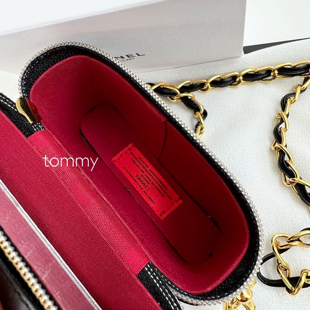 新品 シャネル リップケースポーチ CHANEL チェーン ポーチ 新品 シャネル リップケースポーチ CHANEL チェーン ポーチ