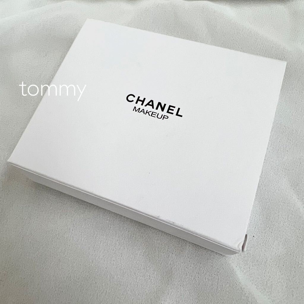 新品 シャネル リップケースポーチ CHANEL チェーン 小物入れ 新品 シャネル リップケースポーチ CHANEL チェーン 小物入れ